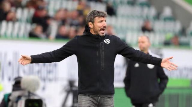 繁更换教练 繁更换教练