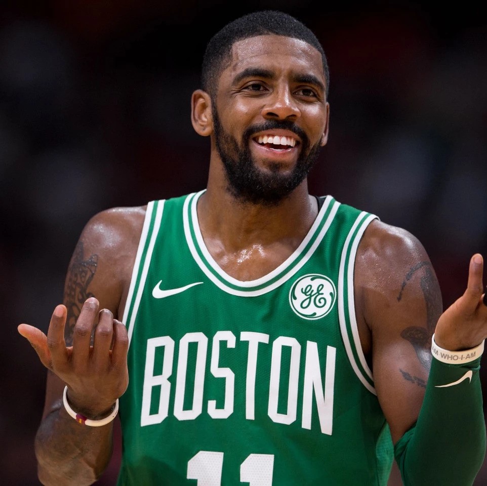 都具备鲜明 都具备鲜明